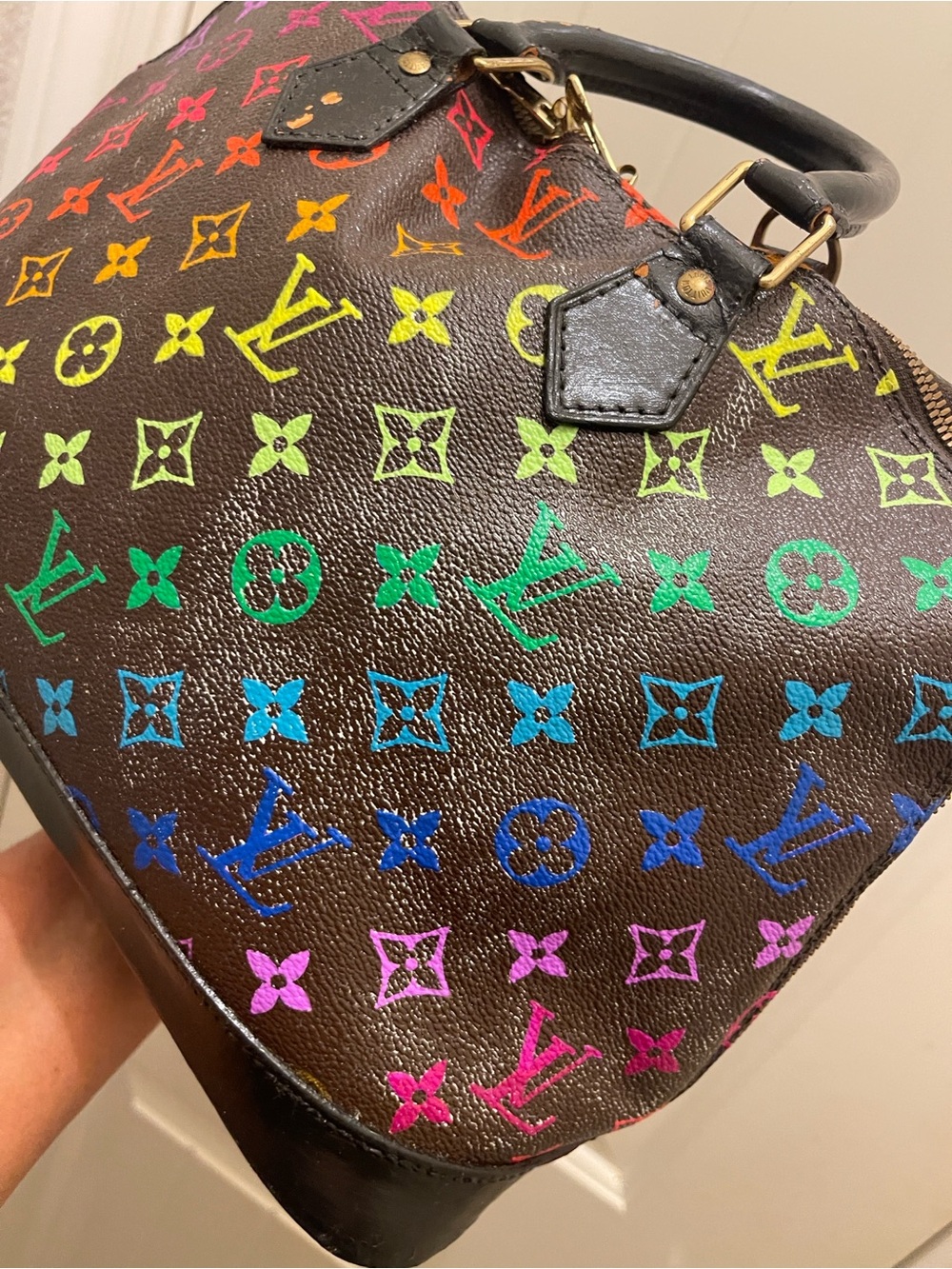 Authentic Louis Vuitton, please check all picture of condition - Picture 9 of 17